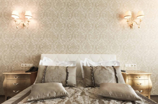 Wallpaper Berlapis Emas